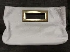 マイケルコース　MICHAELKORS 白レザー　クラッチバッグ　ゴールド金具