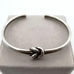 Item thumbnail for item aac1a8c8-d8d6-40e0-8267-307f1fb33db5