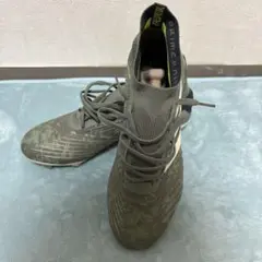 【未使用】アディダス　サッカースパイク　プレデター　FG