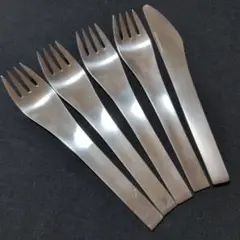 Item thumbnail for item e34932ae-c432-45e5-86c4-4144cb90df6b