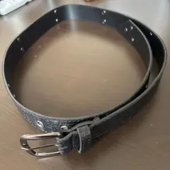 黒の合成皮革ベルト