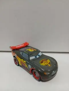 トミカカーズ　ライトニング・マックィーン【カーボンレーサータイプ】