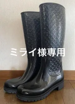 LOUIS VUITTON・ルイヴィトンレインブーツ