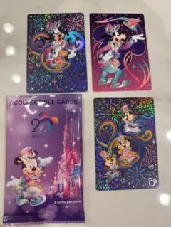 香港ディズニーランド 20周年 コレクタブルカード　３枚　グーフィ　チップデール