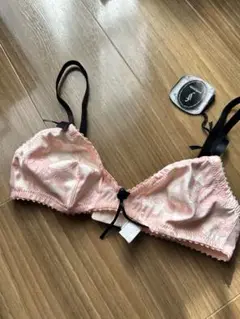 Item thumbnail for item 3f6d4af8-638f-4e7e-b962-a5a440b325e3