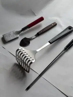 Item thumbnail for item ae91a229-5adc-4100-8a27-5713826ee86a