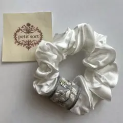 【2点ご購入で1000円】インド刺繍リボンシュシュ No.601