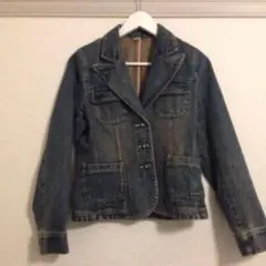 Item thumbnail for item d8180358-ca11-4f53-8405-17f8b027dbda