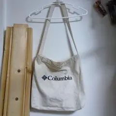 Item thumbnail for item 100646cc-ac60-4e40-aead-917530dc0cb0