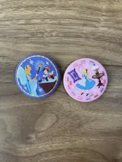 不思議の国のアリス　ピノキオ　刺繍缶バッジ　2個セット