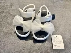新品　COMME CA ISM ホワイトリボン付きベビーサンダル