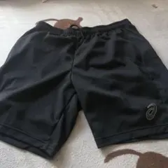 アシックス　ハーフパンツ
