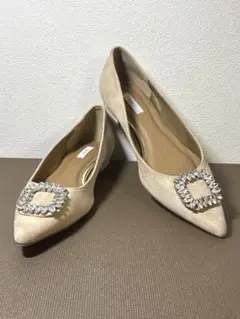 EVOl. ビジュー付きベージュフラットシューズ24.5cmヒール2cm