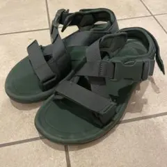 Teva サンダル