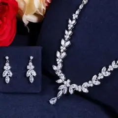 新品☆ジルコニア 2点セット イヤリング/ピアス・ネックレス 結婚式ウェディング