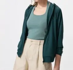 ユニクロ　エアリズムUVカットフルジップパーカ　XL