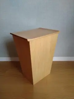 座れるゴミ箱