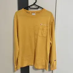 Champion イエロー 長袖Tシャツ ポケット付き