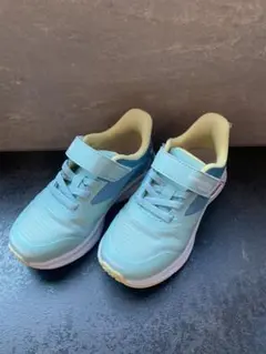 ラブメロディbyホーキンススニーカー　女の子　18cm