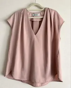 美品⭐︎ナノユニバース　ブラウス　上品　オフィス　定番　シンプル