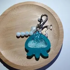 夜空に浮かぶクラゲ