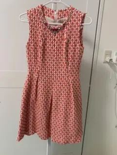 フラワープリント ノースリーブ ワンピース