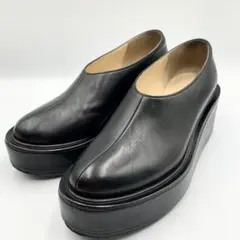 Item thumbnail for item ea9df780-4b3d-4996-bbca-b7f303724784