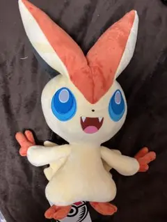 ポケモンセンター限定 等身大 ビクティニ　ぬいぐるみ　ハイタッチマスコット　2点 ハイタッチマスコット ピカチュウ＆ビクティニ ポケモンセンター