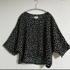 mao made マオメイド ランダムドットプリントプルオーバーブラウス