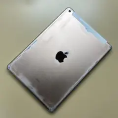 iPad 第6世代　32GB Wi-Fi+Cellular 液晶不良