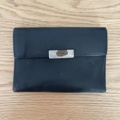 PRADA プラダ　二つ折り財布　ブラック　黒