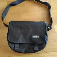 EASTPAK ショルダーバッグ