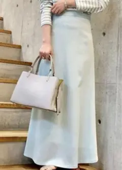 美品✨URBAN RESEARCHサテンスカート
