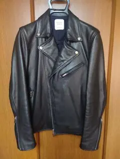 美品 UNITEDTOKYO ダブル ライダース 牛革 ブラック