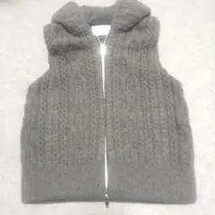 Item thumbnail for item 887b7c93-4fd0-4162-b38c-13777c8b91a8