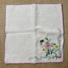 新品　花柄 刺繍　タオルハンカチ 約25cm