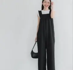 シボシャーリングフリルオールインワン 本日中2222円でオッケー