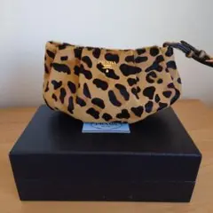 2025年最新】prada ポーチ レオパードの人気アイテム - メルカリ