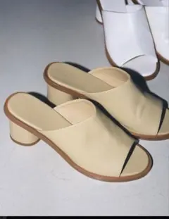 新品未使用　TODAYFUL Round Slide Sandals 37