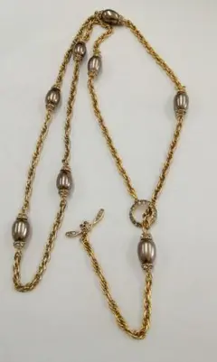モネアレンジロングネックレス