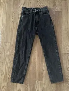 ZARA ブラックジーンズ　美品