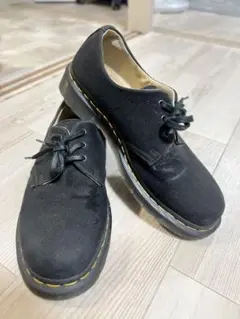 ドクターマーチンDR. MARTENS 3ホール AW006 GV08R