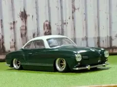 Item thumbnail for item 93ba6d8d-e25c-49d0-bda1-1a60ba69613c