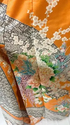 【美品】古典柄振袖　豪華/蓮の花/オレンジ/正絹　着用可能