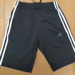 adidas AEROREADY 半ズボン 黒