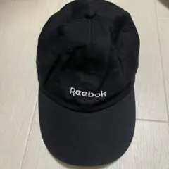 Reebok 黒 キャップ
