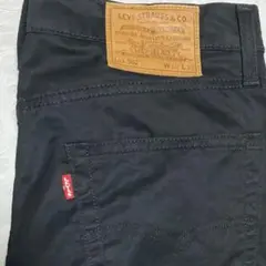 リーバイス　502 cool ブラックパンツ