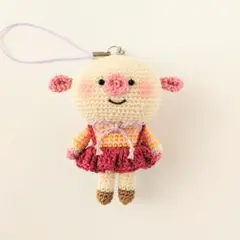 【手作り】あみぐるみ ブタちゃん ストラップ、No.28