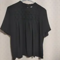 purelast 黒 半袖 プリーツトップス
