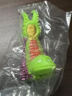 ドンキホーテ限定　KAIJU COLORS ツインテール